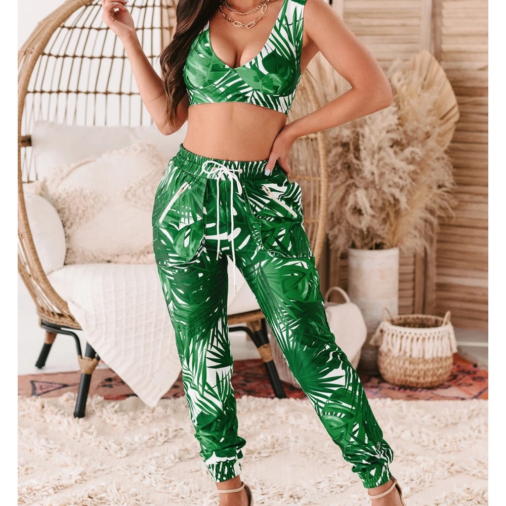 Green Leaf Print Women's Jumpsuit